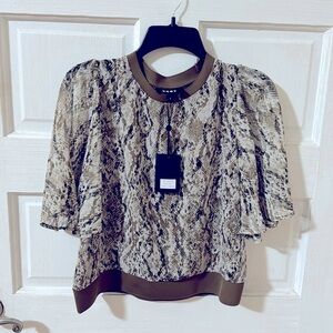 Brand new DKNY women’s top Size M